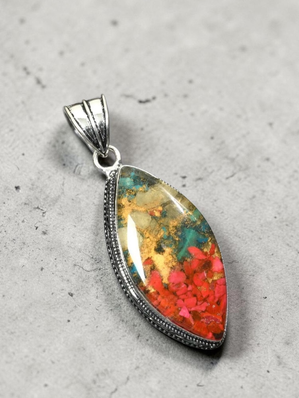 Spiny Oyster Turquoise Silver Pendant